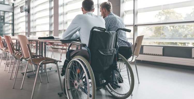EMPLOI D'UNE PERSONNE HANDICAPÉE : VOUS POUVEZ AVOIR ACCÈS À DES AIDES ...